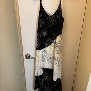 Mellowday Black and White Floral Maxi Slip Dress